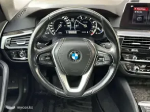 фото BMW 5 серия 2017 года с пробегом за 18900000 тенге в undefined - фото 2