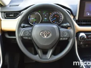 фото Toyota RAV4 2023 года с пробегом за 22400000 тенге в undefined - фото 2