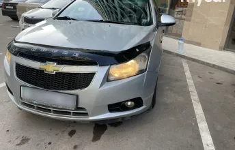 фото Chevrolet Cruze 2010 года с пробегом за 3000000 тенге в undefined