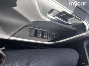 фото Toyota RAV4 2021 года с пробегом за 16000000 тенге в undefined - фото 4