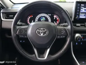фото Toyota RAV4 2021 года с пробегом за 20550000 тенге в undefined - фото 4