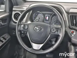 фото Toyota RAV4 2018 года с пробегом за 14000000 тенге в undefined - фото 2