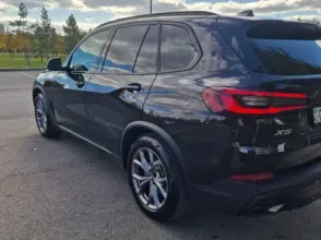 фото BMW X5 2020 года с пробегом за 30500000 тенге в undefined - фото 3