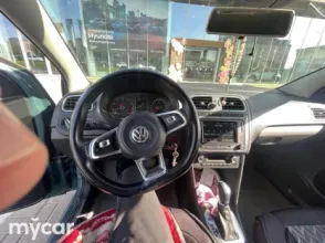 фото Volkswagen Polo 2019 года с пробегом за 7000000 тенге в undefined - фото 1