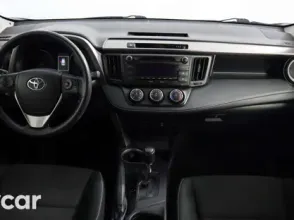 фото Toyota RAV4 2016 года с пробегом за 12000000 тенге в undefined - фото 3