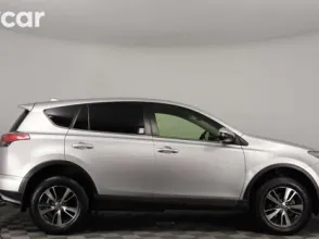 фото Toyota RAV4 2016 года с пробегом за 12000000 тенге в undefined - фото 3