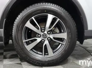 фото Toyota RAV4 2016 года с пробегом за 12000000 тенге в undefined - фото 2
