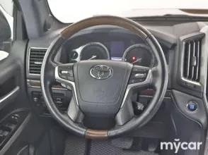 фото Toyota Land Cruiser 2018 года с пробегом за 39500000 тенге в undefined - фото 3