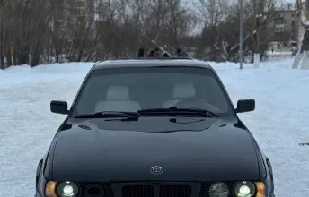 фото BMW M5 1995 года с пробегом за 3500000 тенге в undefined