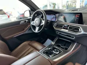 фото BMW X7 2021 года с пробегом за 48500000 тенге в undefined - фото 4