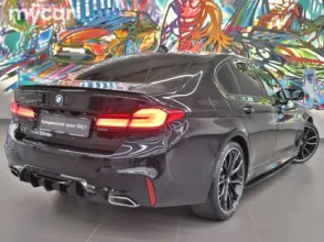 фото BMW 5 серия 2018 года с пробегом за 22200000 тенге в undefined - фото 2
