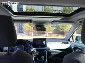 фото Toyota RAV4 2021 года с пробегом за 14700000 тенге в undefined - фото 2