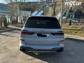 фото BMW X7 2022 года с пробегом за 64000000 тенге в undefined - фото 4