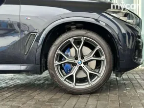 фото BMW X5 2022 года с пробегом за 40000000 тенге в undefined - фото 3