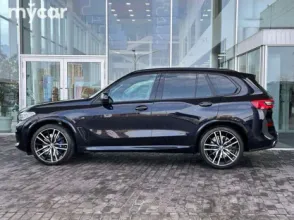 фото BMW X5 2018 года с пробегом за 34000000 тенге в undefined - фото 3