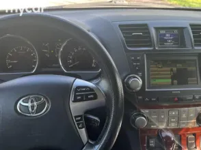 фото Toyota Highlander 2011 года с пробегом за 12350000 тенге в undefined - фото 3