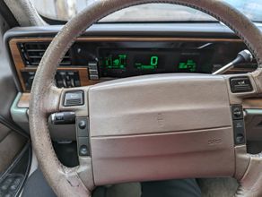 фото Lincoln Continental 1990 года с пробегом за 3390000 тенге в undefined - фото 2
