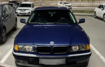фото BMW 7 серия 1995 года с пробегом за 3550000 тенге в undefined