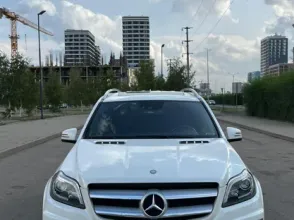фото Mercedes-Benz GL-Класс 2013 года с пробегом за 18000000 тенге в undefined - фото 3