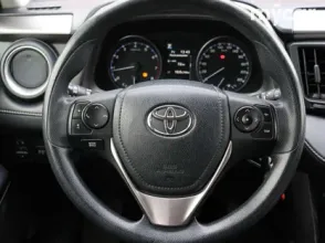 фото Toyota RAV4 2016 года с пробегом за 11790000 тенге в undefined - фото 4