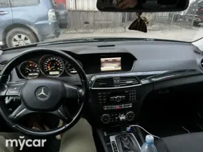 фото Mercedes-Benz C-Класс 2013 года с пробегом за 8400000 тенге в undefined - фото 2