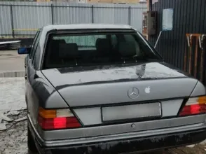 фото Mercedes-Benz W124 1993 года с пробегом за 2600000 тенге в undefined - фото 2