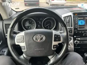 фото Toyota Land Cruiser 2013 года с пробегом за 28000000 тенге в undefined - фото 2