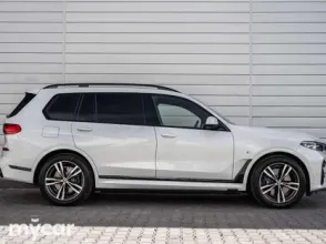 фото BMW X7 2021 года с пробегом за 45000000 тенге в undefined - фото 4