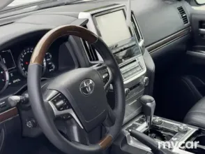фото Toyota Land Cruiser 2019 года с пробегом за 38000000 тенге в undefined - фото 2