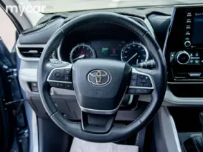 фото Toyota Highlander 2022 года с пробегом за 22990000 тенге в undefined - фото 2