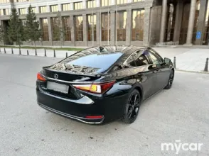 фото Lexus ES 2022 года с пробегом за 30000000 тенге в undefined - фото 3