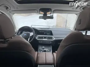 фото BMW X7 2021 года с пробегом за 49000000 тенге в undefined - фото 2