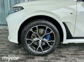 фото BMW X7 2021 года с пробегом за 35000000 тенге в undefined - фото 4