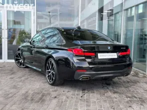 фото BMW 5 серия 2022 года с пробегом за 35500000 тенге в undefined - фото 2