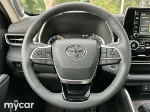 фото Toyota Highlander 2022 года с пробегом за 34740000 тенге в undefined - фото 2