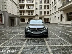 фото Mercedes-Benz E-Класс 2018 года с пробегом за 25000000 тенге в undefined - фото 1