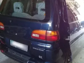 фото Mitsubishi Space Gear 1997 года с пробегом за 3900000 тенге в undefined - фото 2