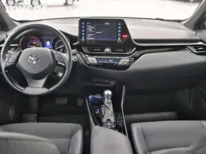 фото Toyota C-HR 2022 года с пробегом за 13290000 тенге в undefined - фото 4