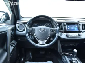 фото Toyota RAV4 2018 года с пробегом за 12200000 тенге в undefined - фото 2