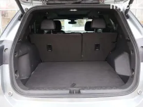 фото Chevrolet Equinox 2023 года с пробегом за 10990000 тенге в undefined - фото 3