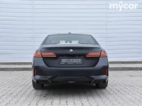 фото BMW 5 серия 2025 года с пробегом за 37000000 тенге в undefined - фото 3