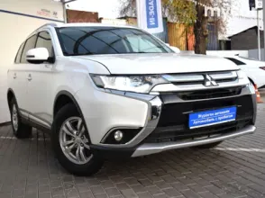фото Mitsubishi Outlander 2018 года с пробегом за 7890000 тенге в undefined - фото 3