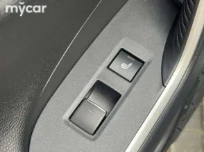 фото Toyota RAV4 2024 года с пробегом за 20890000 тенге в undefined - фото 3