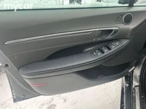 фото Hyundai Sonata 2023 года с пробегом за 13900000 тенге в undefined - фото 2