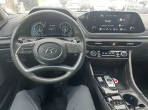 фото Hyundai Sonata 2023 года с пробегом за 13900000 тенге в undefined - фото 2