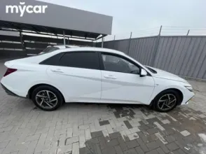 фото Hyundai Elantra 2024 года с пробегом за 10000000 тенге в undefined - фото 3