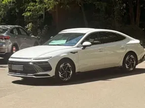 фото Hyundai Sonata 2024 года с пробегом за 15000000 тенге в undefined - фото 2