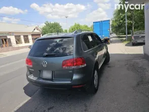 фото Volkswagen Touareg 2007 года с пробегом за 6000000 тенге в undefined - фото 2
