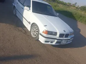 фото BMW 3 серия 1991 года с пробегом за 1400000 тенге в undefined - фото 4