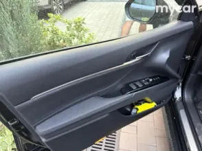 фото Toyota Camry 2023 года с пробегом за 20000000 тенге в undefined - фото 2